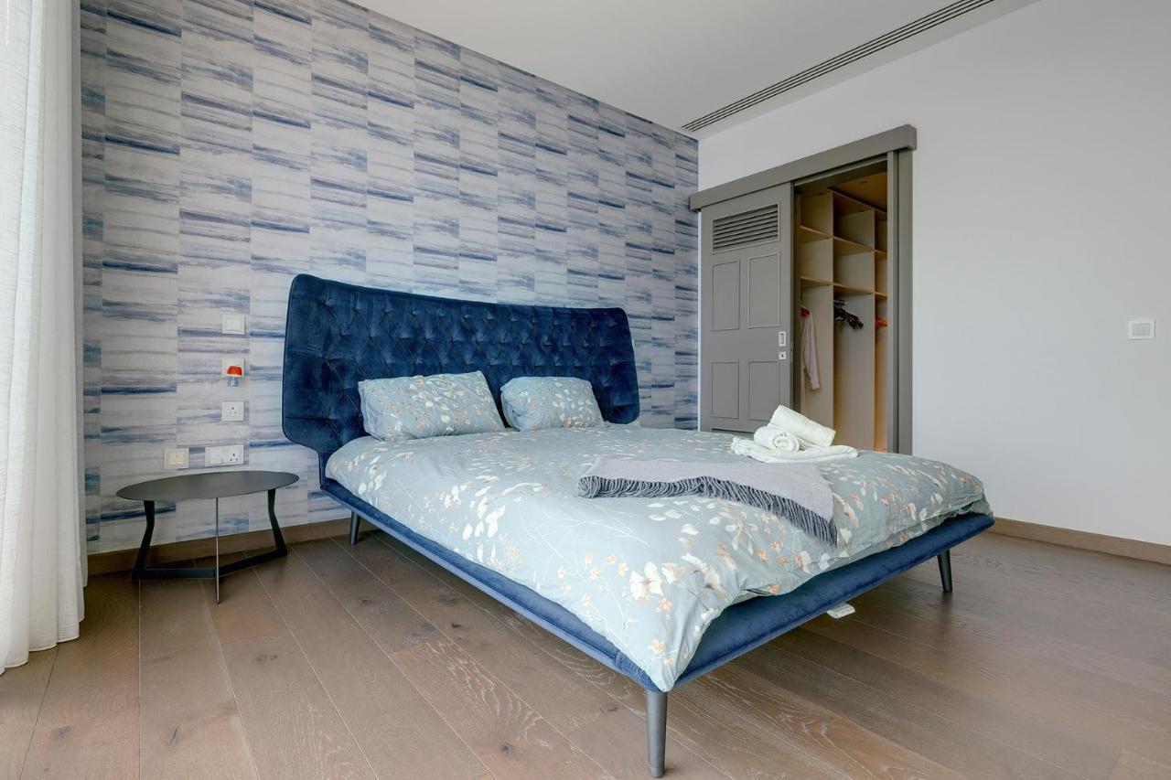 Super Luxury Apartment In Tigne Point, Amazing Sea Views Sliema Bagian luar foto