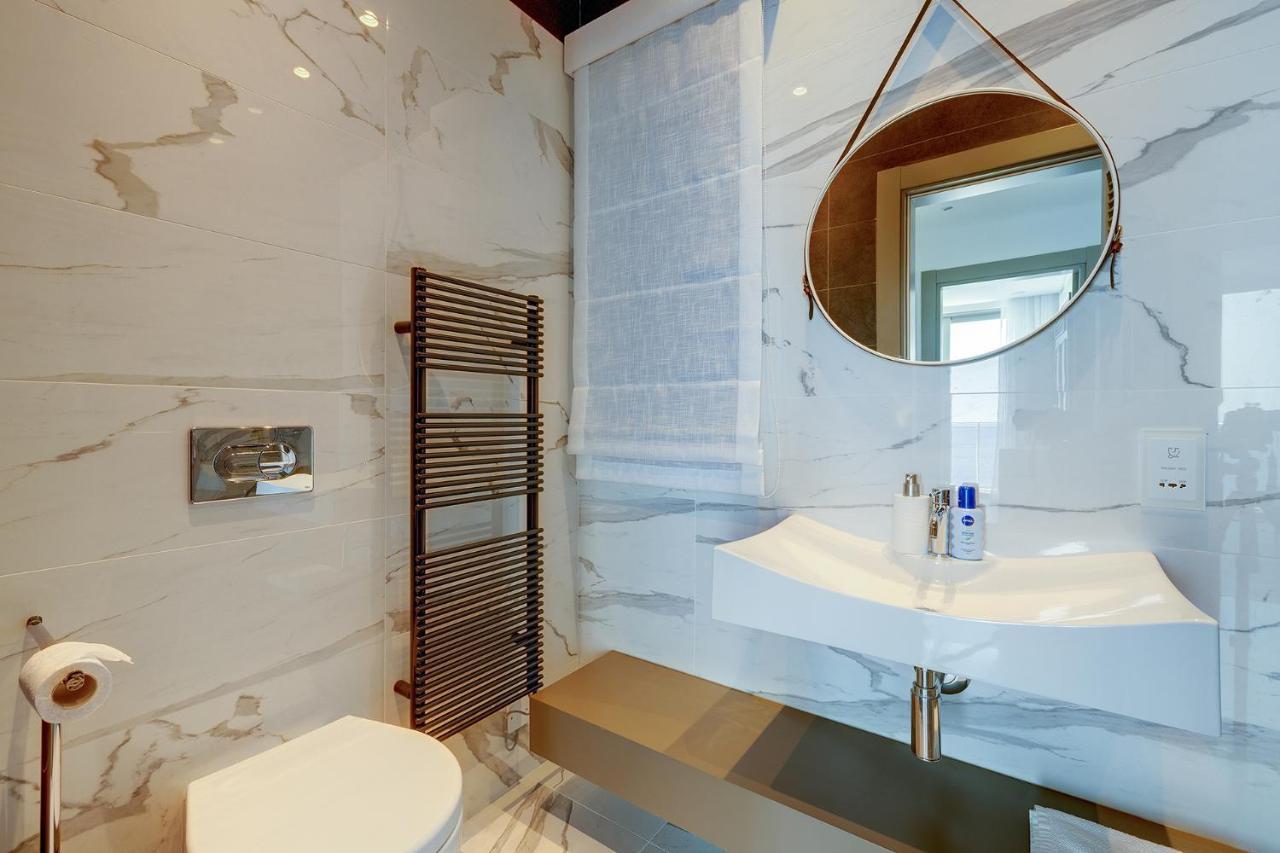 Super Luxury Apartment In Tigne Point, Amazing Sea Views Sliema Bagian luar foto
